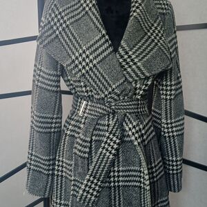 Black and White Plaid Coat Calvin Klein